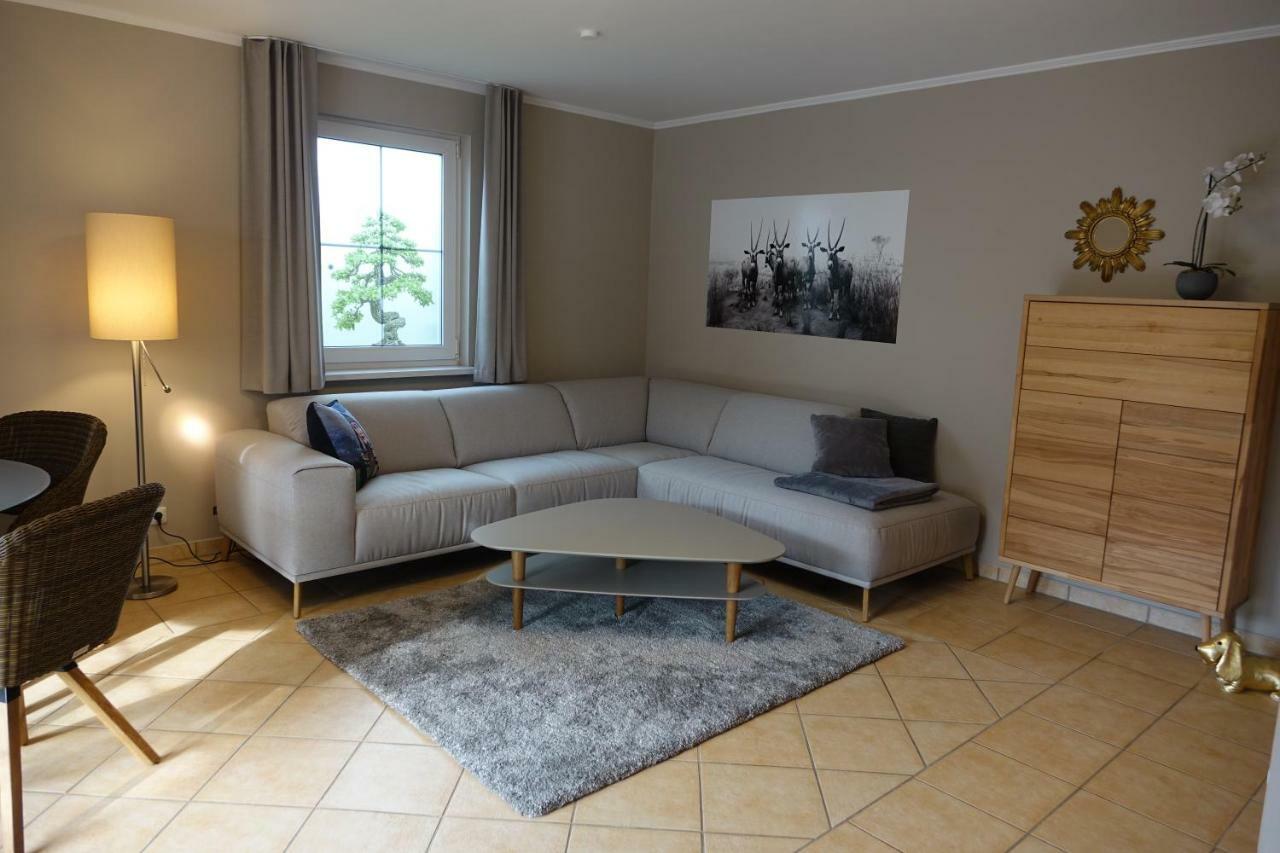 Moderne Ferienwohnung In Potsdam, Sehr Komfortabel, Ruhige Lage エクステリア 写真