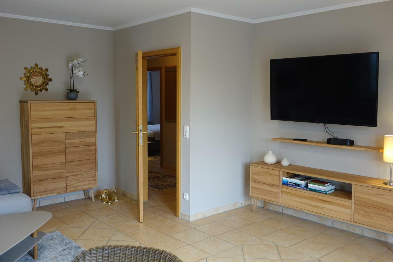 Moderne Ferienwohnung In Potsdam, Sehr Komfortabel, Ruhige Lage エクステリア 写真